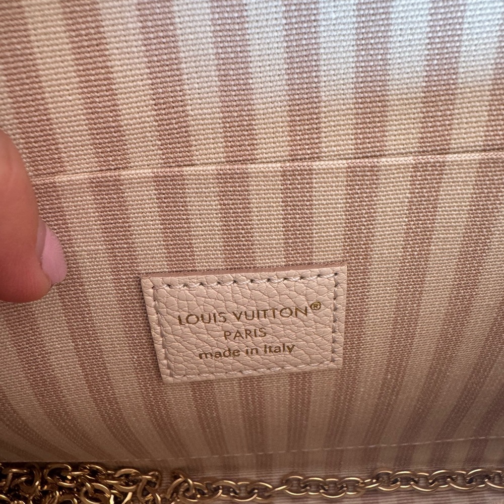 Brand New Louis Vuitton Pochette Félicie - Picture 2 of 9